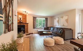 Townhouse On The Golf W Pool Access -Aiglon 1717